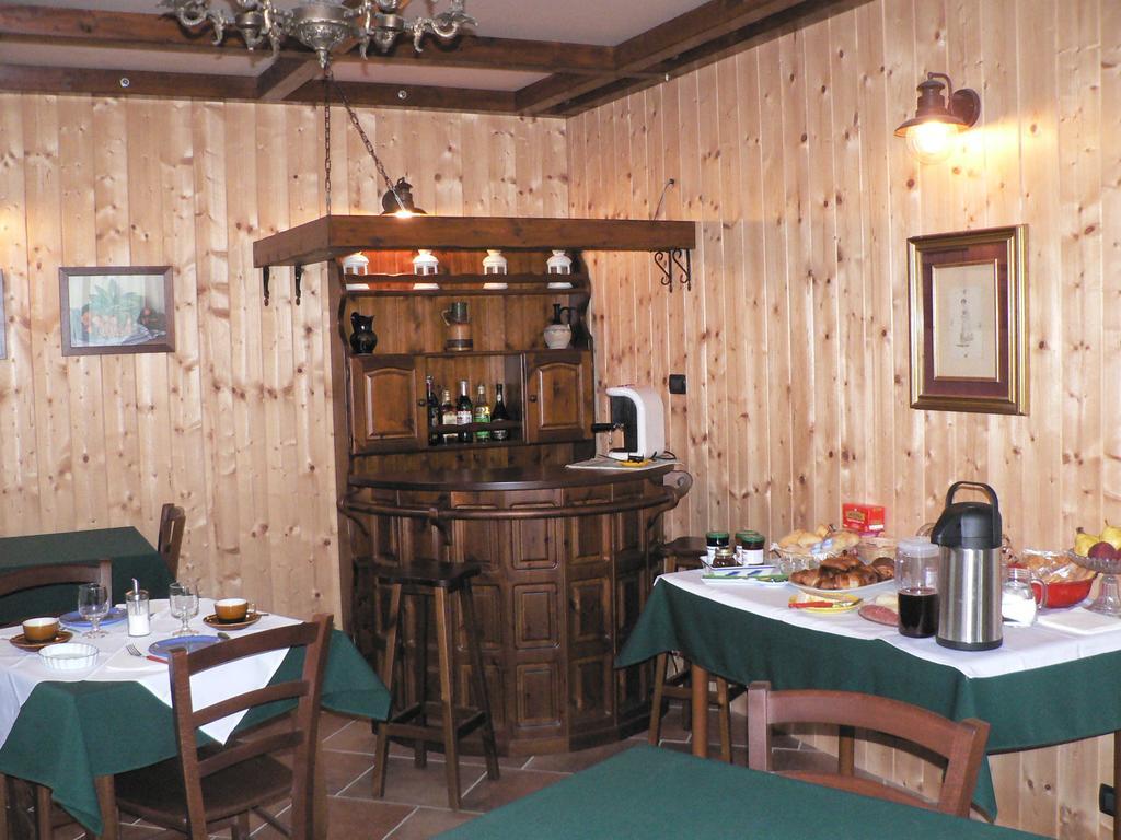 La Via Del Sole Panzió Susa Kültér fotó