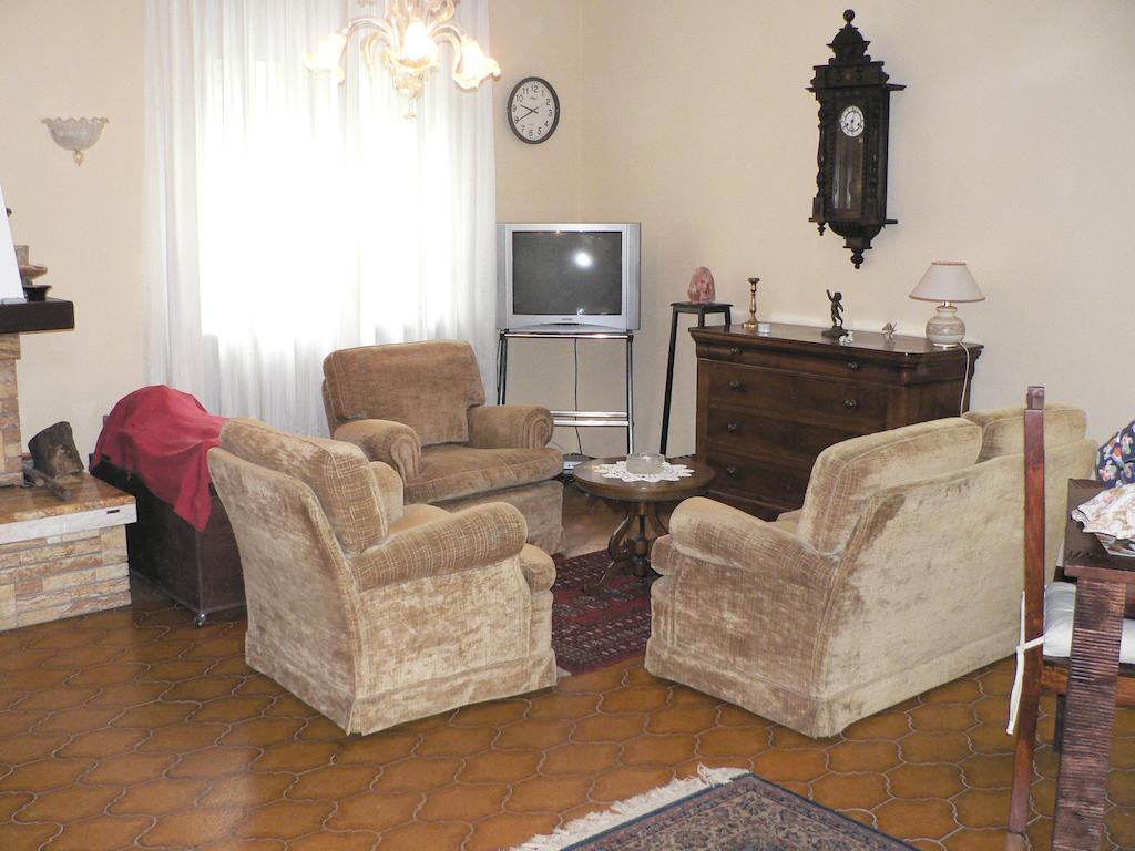 La Via Del Sole Panzió Susa Kültér fotó